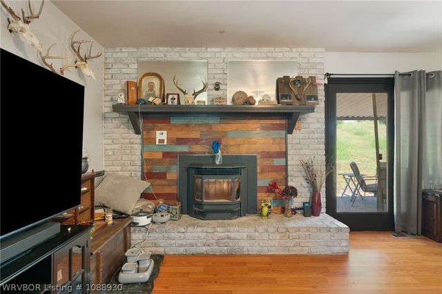 655 Mount Zineche Place, Greenwood, AR 72936