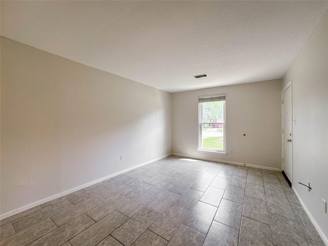 506 Avondale Lane, Friendswood, TX 77546