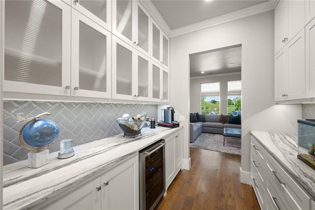 21682 N Sawtooth Circle, Edmond, OK 73012