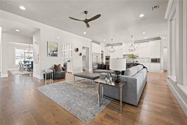 21682 N Sawtooth Circle, Edmond, OK 73012