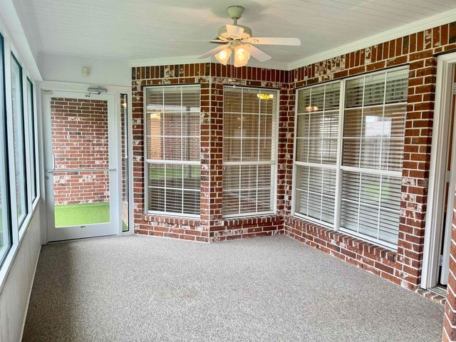 715 University, Carthage, TX 75633