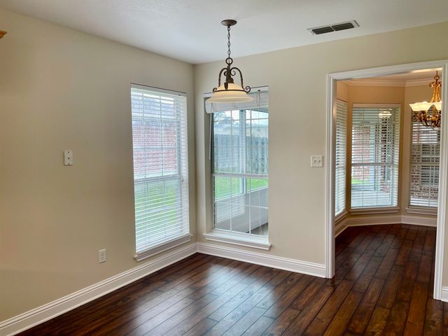 715 University, Carthage, TX 75633