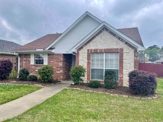 715 University, Carthage, TX 75633