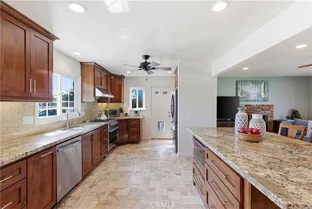 17441 Jefferson Lane, Huntington Beach, CA 92647