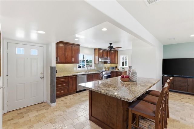 17441 Jefferson Lane, Huntington Beach, CA 92647