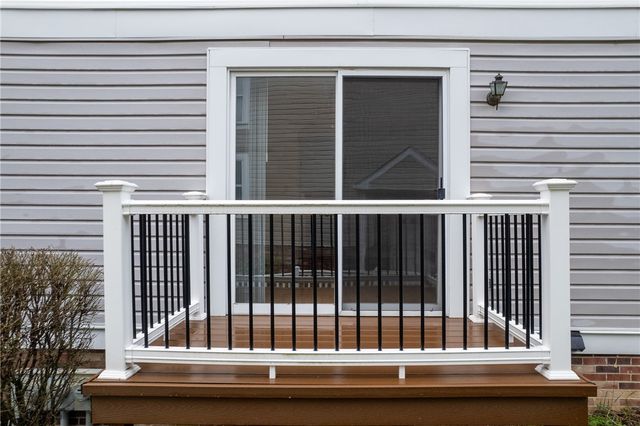 162 Old Village Lane, Bethel Park, PA 15102