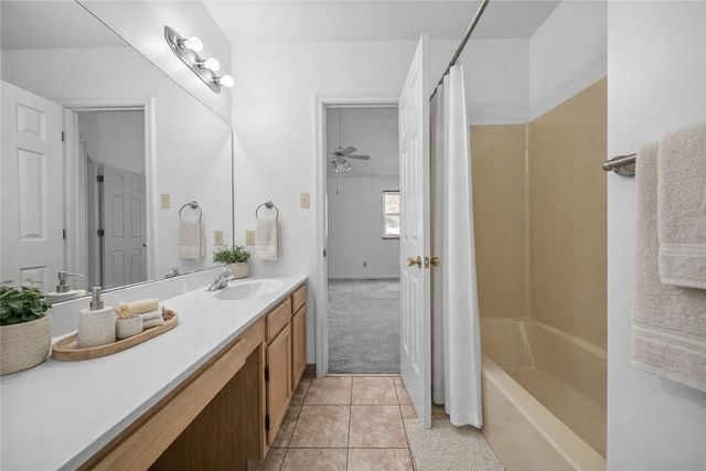 162 Old Village Lane, Bethel Park, PA 15102