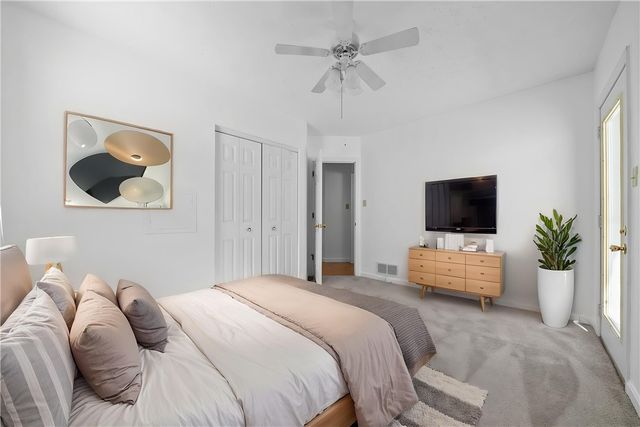 162 Old Village Lane, Bethel Park, PA 15102