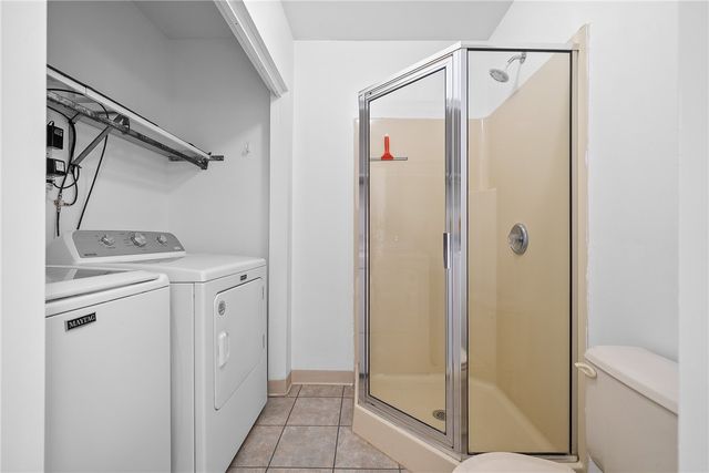 162 Old Village Lane, Bethel Park, PA 15102