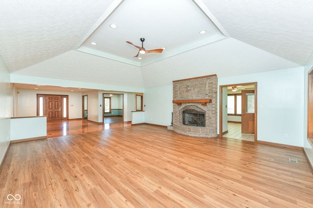 7668 Ballinshire N, Indianapolis, IN 46254