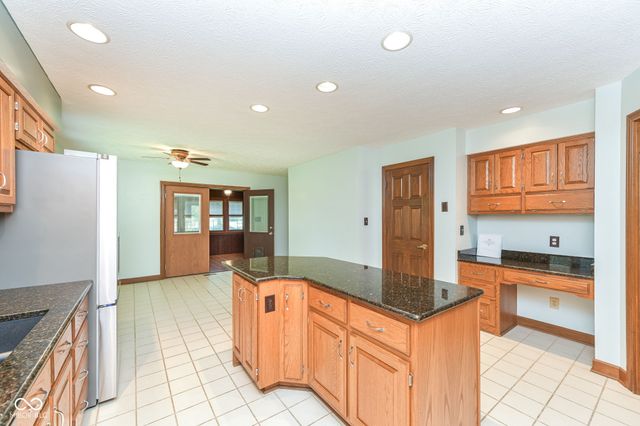 7668 Ballinshire N, Indianapolis, IN 46254
