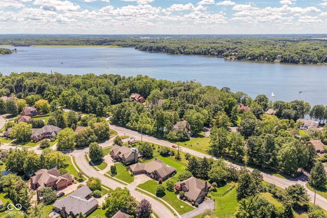 7668 Ballinshire N, Indianapolis, IN 46254