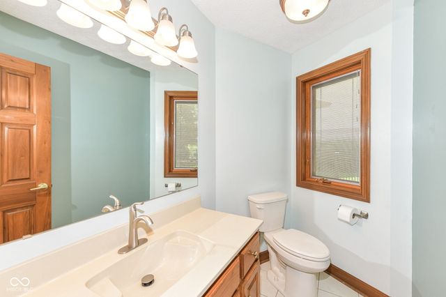 7668 Ballinshire N, Indianapolis, IN 46254