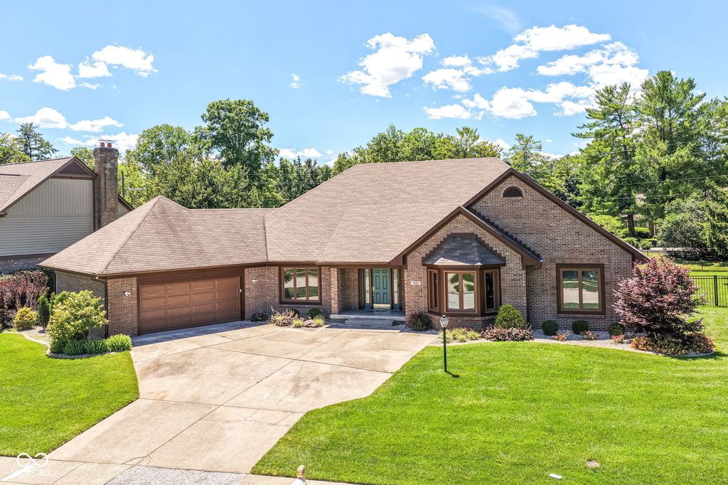 7668 Ballinshire N, Indianapolis, IN 46254