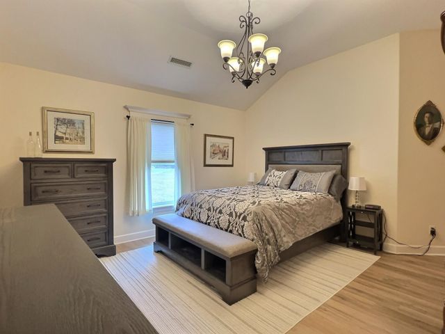 5095 N Remington St, Bel Aire, KS 67226