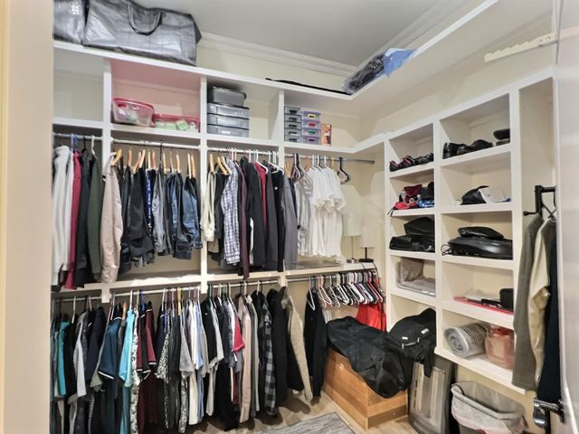 5095 N Remington St, Bel Aire, KS 67226