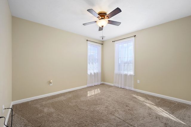 138 Sprague St, Fall River, MA 02724