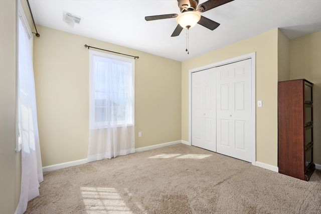 138 Sprague St, Fall River, MA 02724