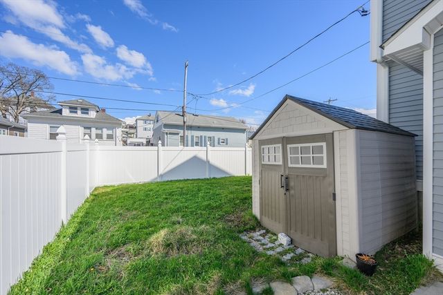 138 Sprague St, Fall River, MA 02724