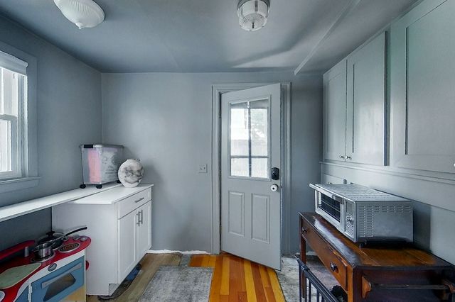 9 Dartmouth Street, Newport, RI 02840