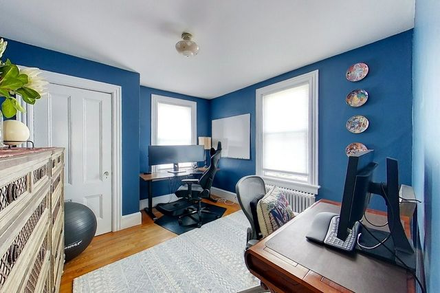 9 Dartmouth Street, Newport, RI 02840