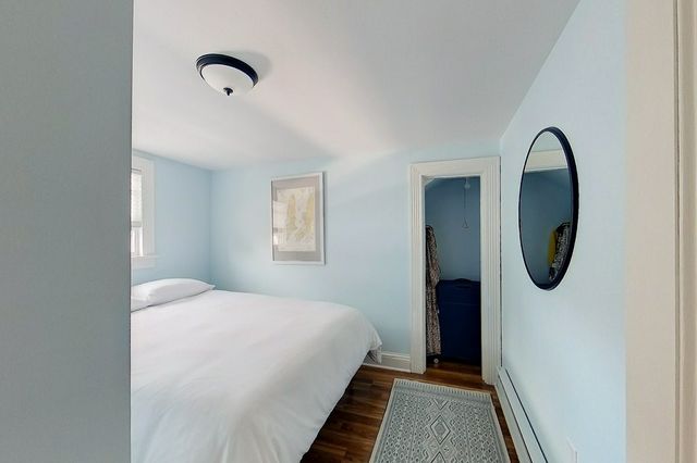 9 Dartmouth Street, Newport, RI 02840
