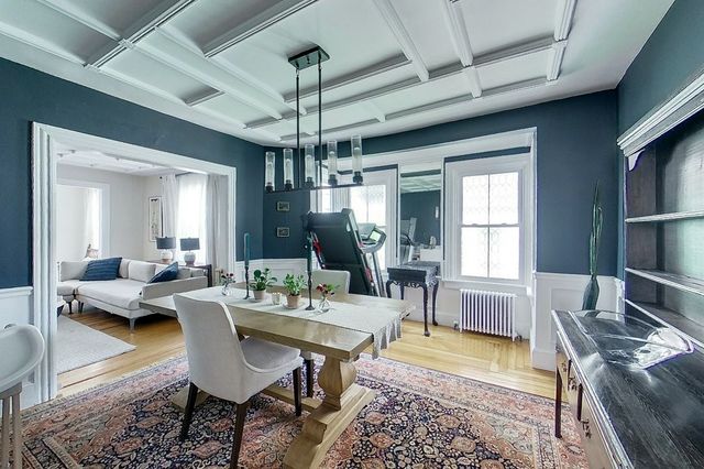 9 Dartmouth Street, Newport, RI 02840
