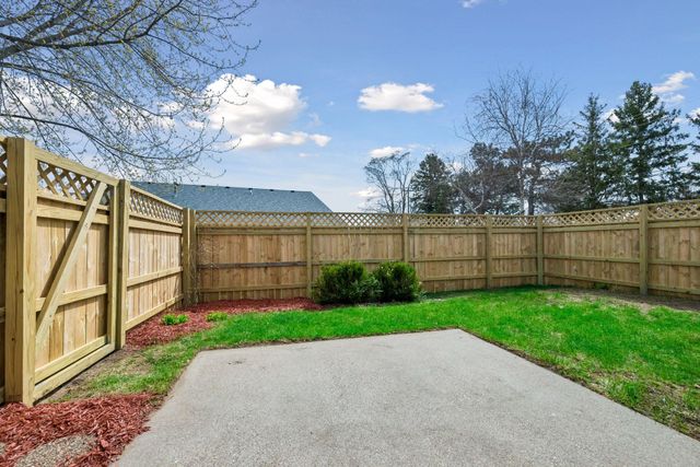 1135 Hidden Lane, New Richmond, WI 54017