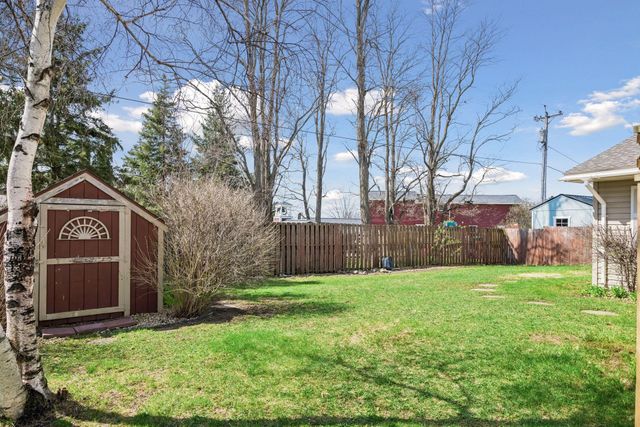 1135 Hidden Lane, New Richmond, WI 54017