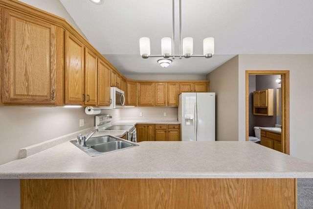 1135 Hidden Lane, New Richmond, WI 54017