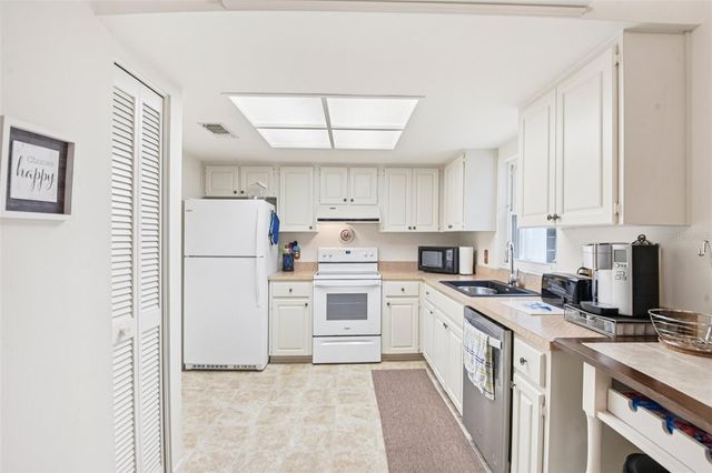 6328 OCEAN PINES LANE, Spring Hill, FL 34606