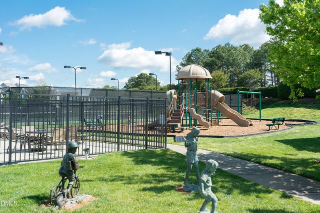 400 Stone Flower Lane, Raleigh, NC 27603