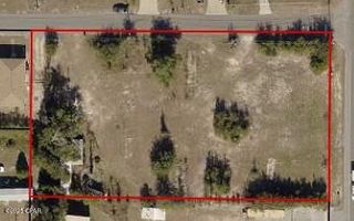 821 Transmitter Road, Springfield, FL 32401