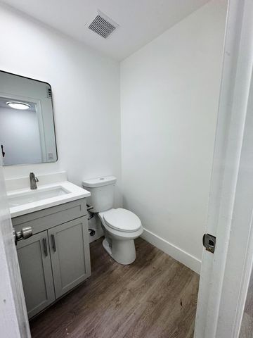 3920 Woodside Drive 14, Coral Springs, FL 33065