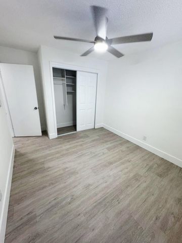 3920 Woodside Drive 14, Coral Springs, FL 33065