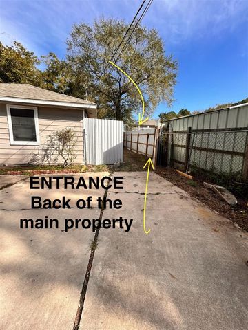 13217 Player Street, Houston, TX 77045