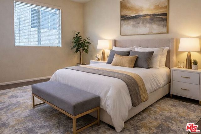 13941 Sherman Way 204, Van Nuys (los Angeles), CA 91405