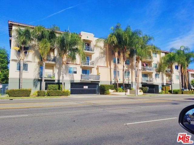 13941 Sherman Way 204, Van Nuys (los Angeles), CA 91405