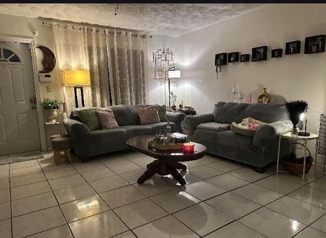 2842 NW 34TH Terrace, Lauderdale Lakes, FL 33311