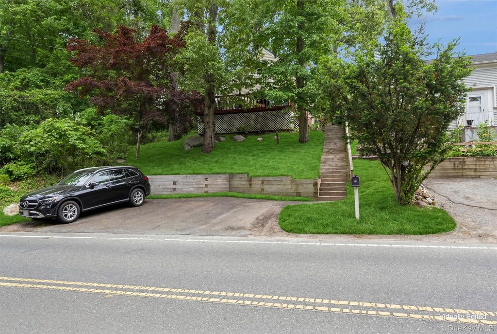 127 Hallock Landing Road, Rocky Point, NY 11778