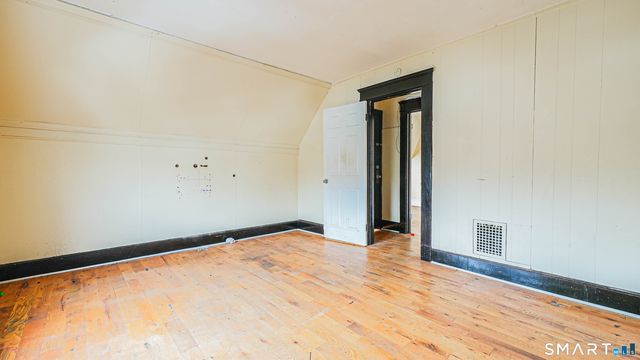 437 Dixwell Avenue, New Haven, CT 06511