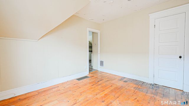 437 Dixwell Avenue, New Haven, CT 06511