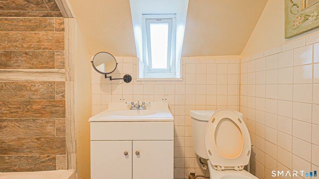 437 Dixwell Avenue, New Haven, CT 06511