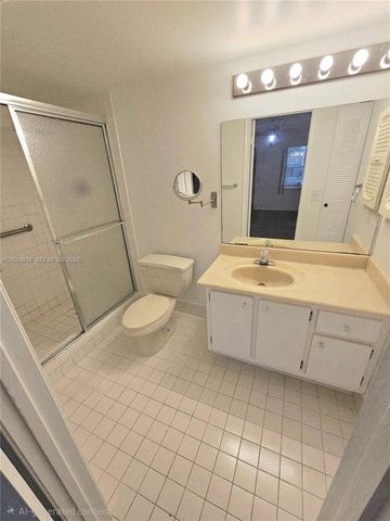 13250 SW 7th Ct 402L, Pembroke Pines, FL 33027
