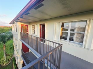13250 SW 7th Ct 402L, Pembroke Pines, FL 33027