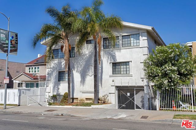 2129 Crenshaw Boulevard, Los Angeles, CA 90016