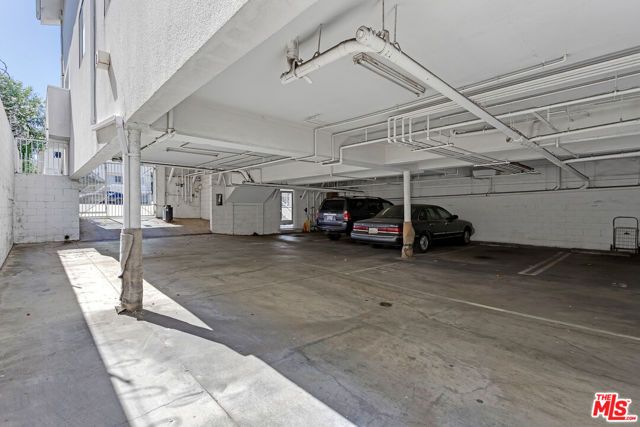 2129 Crenshaw Boulevard, Los Angeles, CA 90016