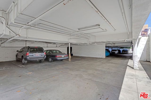 2129 Crenshaw Boulevard, Los Angeles, CA 90016