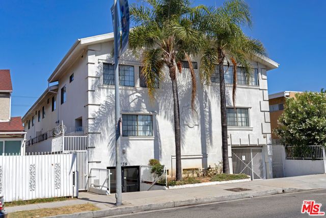 2129 Crenshaw Boulevard, Los Angeles, CA 90016