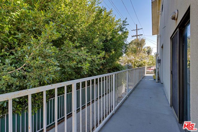 2129 Crenshaw Boulevard, Los Angeles, CA 90016